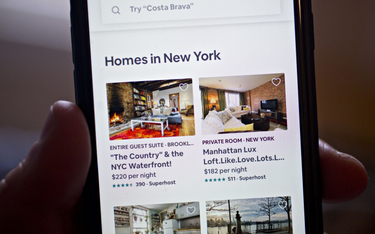 Urlop z Airbnb i kamerą ukrytą w czujniku dymu