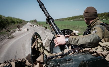 Sondaż: Jesteśmy za misją pokojową, ale teraz wysyłamy broń