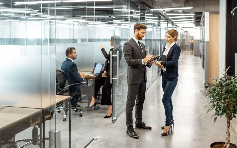 Z badania przeprowadzonego na zlecenie przeprowadzonego na zlecenie rocketjobs.pl i justjoin.it. wyn