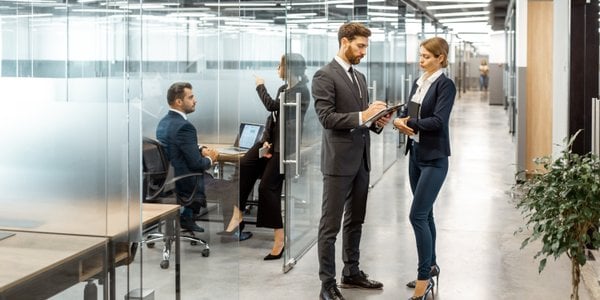Ciężkie naruszenie podstawowych obowiązków pracowniczych – kiedy pracodawca może rozwiązać umowę bez wypowiedzenia z winy pracownika?