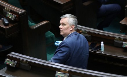 Siemoniak: Władza kwestionuje członkostwo Polski w UE