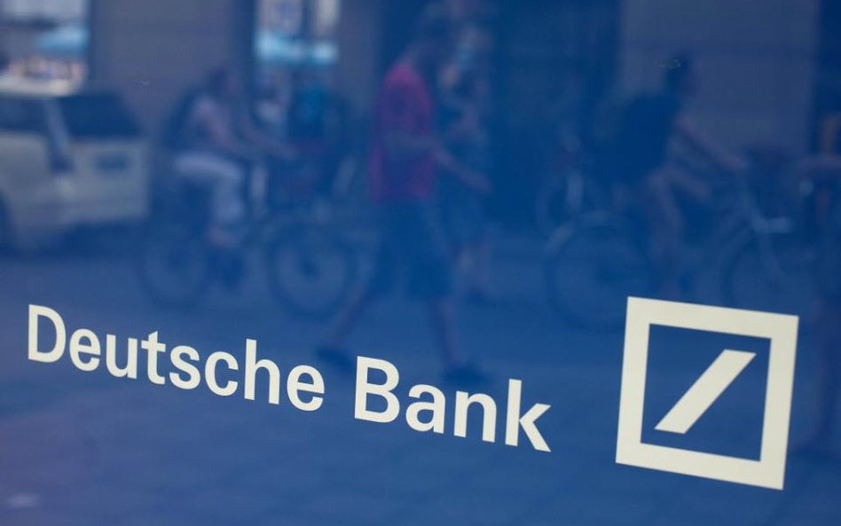 Deutsche Bank ucieka przed degradacją