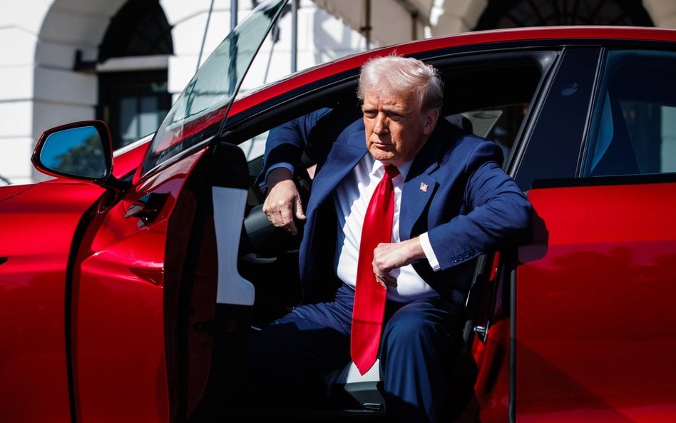 Donald Trump od początku kadencji wspiera technologie i przemysł wysokoemisyjny. Podjął m.in. wielot