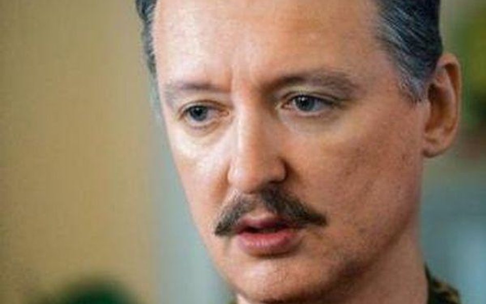 Plus Minus: Striełkow i wojna grafomanów