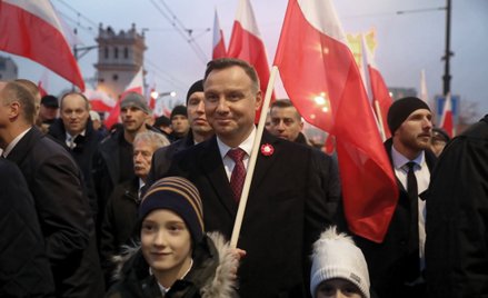 Prezydent Andrzej Duda podczas Marszu „Dla Ciebie Polsko" na ulicach Warszawy, 11 listopada 2018 rok