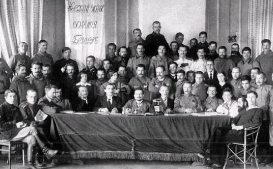 W 1918 r. białoruskie elity zwołały Zjazd Organizacji Narodowych, tworząc Centralną, a następnie Wie