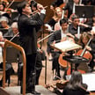 Alan Gilbert jest szefem Nowojorskich Filharmoników od roku. Już pierwsze jego koncerty kończyły się