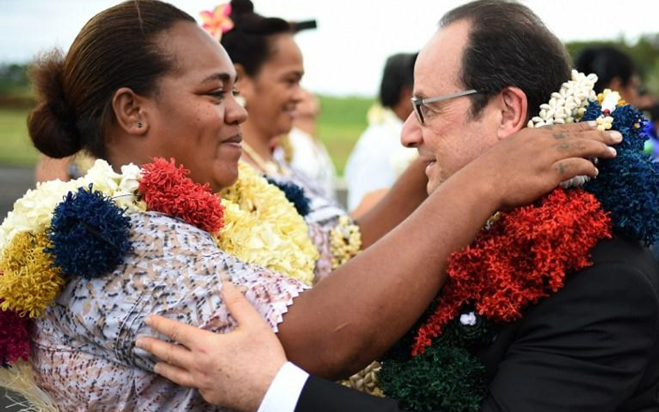 Prezydent Francois Hollande witany dziś na wyspie Futuna