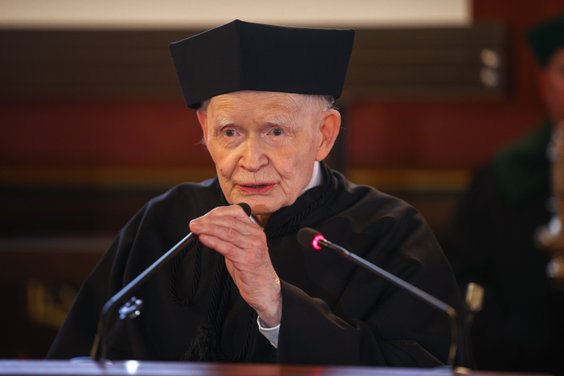 Prof. Adam Strzembosz