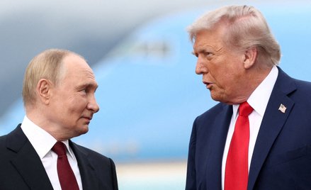 Spotkanie Donalda Trumpa i Władimira Putina podczas negocjacji, dotyczących pokoju na Ukrainie w Anc