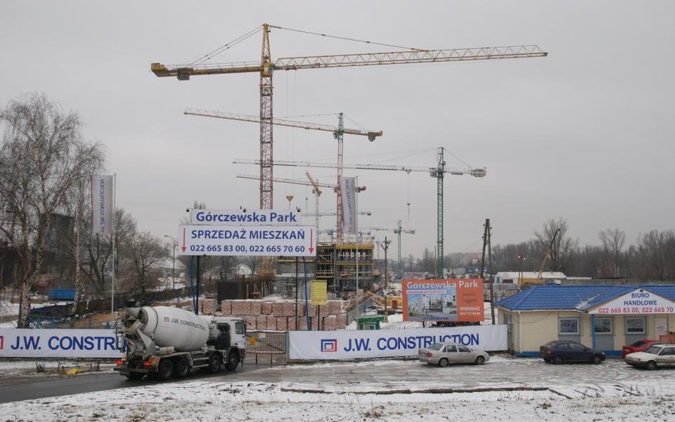 J.W. Construction: Duża księgowa strata