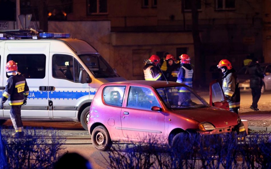 Wypadek Szydło. Adwokat kierowcy seicento chce dostępu do wewnętrznych procedur BOR
