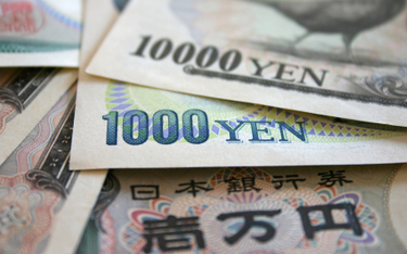 Japońskiej walucie grozi spadek do 170 jenów za dolara