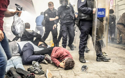 Starcia z policją w Stambule pod koniec maja.