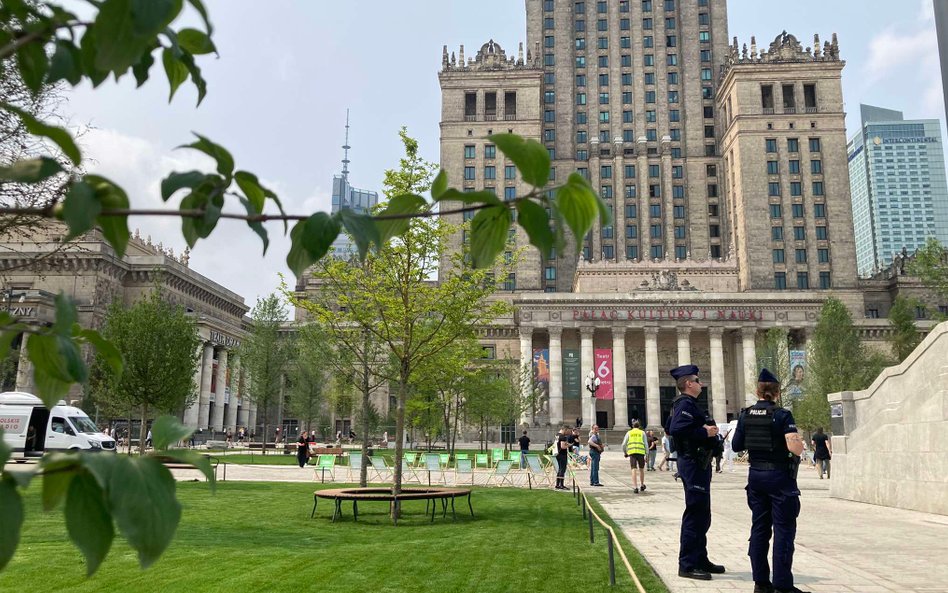 Patrole można było spotkać na każdym kroku