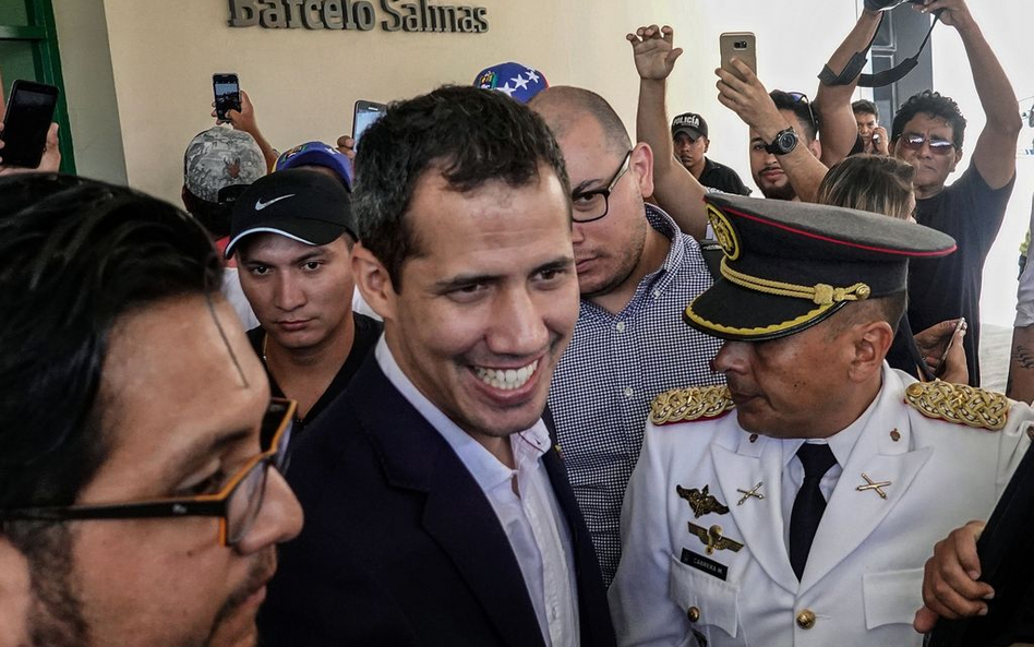 Guaido wraca do Wenezueli. Zostanie aresztowany?