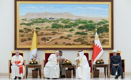 6 listopada pożegnalne spotkanie w Bahrajnie. Franciszek rozmawia z królem Hamadem ibn Isą al-Chalif