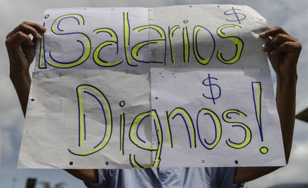 Wenezuela: Lekarze protestują. "Za pensję trudno kupić kilo sera"