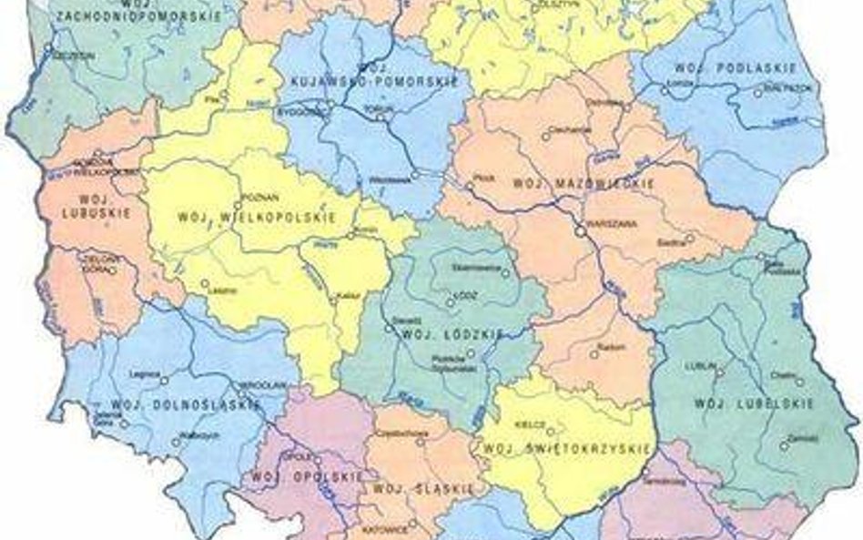 Zestawianie danych finansowych i teleadrsowych gmin