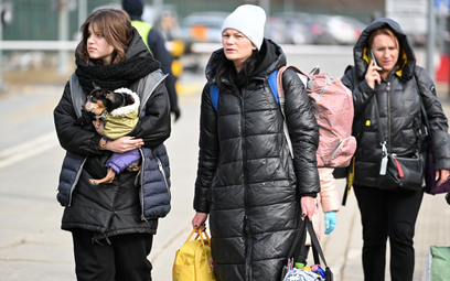 Uchodźcy z Ukrainy na przejściu granicznym w Krościenku