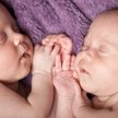Bliźniaki z Wietnamu mają dwóch ojców