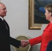 Merkel do Putina: Uwolnij marynarzy. Putin: To sprawa sądów