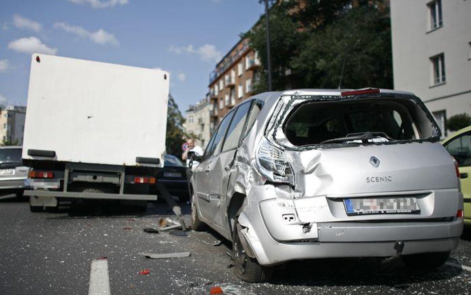 Oszuści lubią polisy