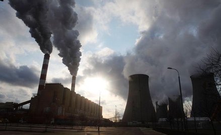 Świat nie ustaje w produkcji dwutlenku węgla