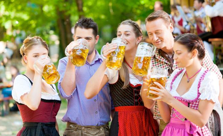 Oktoberfest, czyli największe na świecie zbiorowe pijaństwo, staje się symbolem Wolnego Państwa Bawa