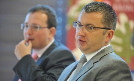 Dariusz Miłek, prezes zarządu NG2 (na zdjęciu z prawej strony) i Piotr Nowjalis, wiceprezes spółki