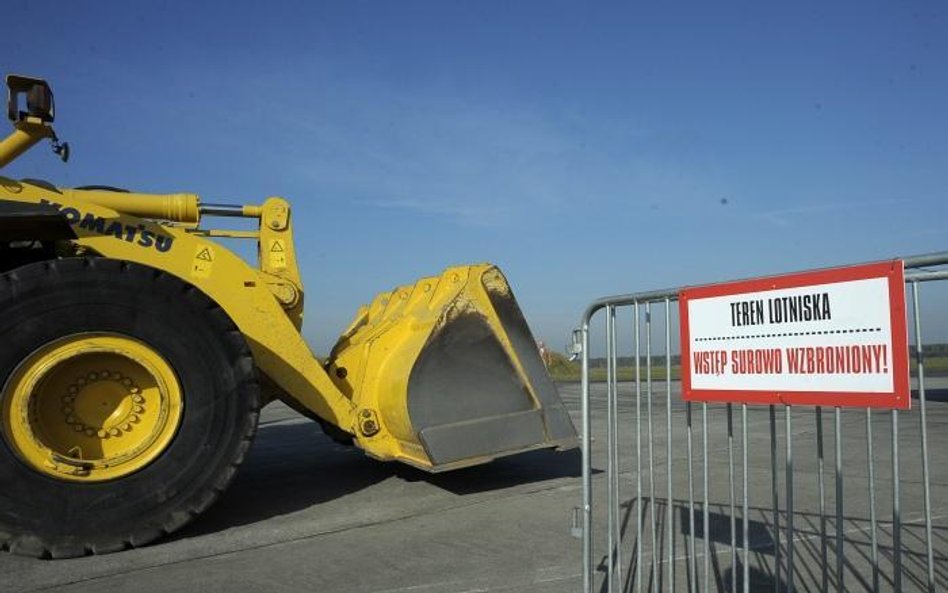 Zielone światło dla lotniska, czerwone dla zielonych
