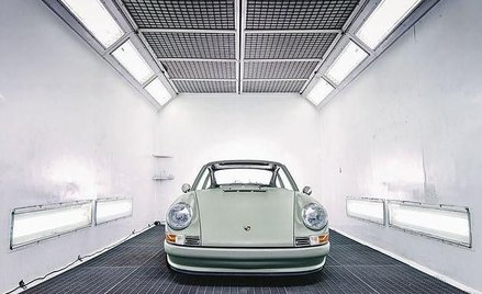 Holenderska firma przerabia zabytkowe Porsche na „elektryki”