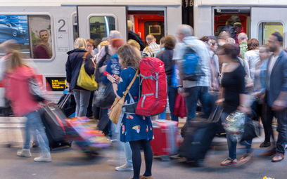 Dużo większa liczba podróżujących pociągami to m.in. efekt darmowych przejazdów dla pasażerów Ukrain