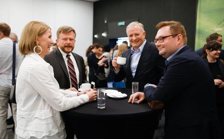 W przerwie kawowej stolik "lotniskowy", od lewej: prezes Łódź Airport Anna Midera, prezes lotniska w