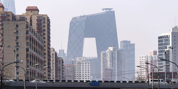 PKB Chin lepszy od prognoz. Mocny start roku, ale rosną nowe ryzyka