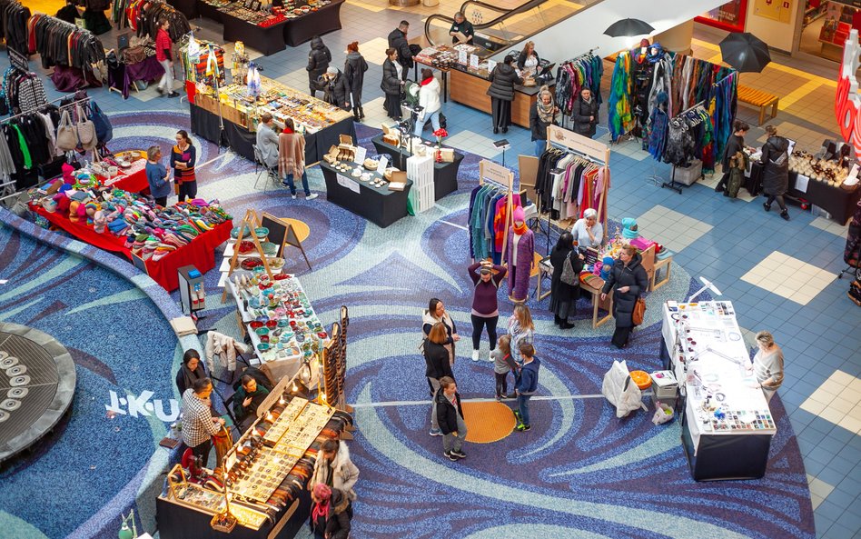Kiermasz rzemiosła i rękodzieła odbywa się na poziomie -1 galerii