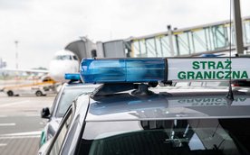 18 lutego w godzinach porannych, 51-latek został przewieziony na lotnisko Warszawa-Okęcie i stąd odl