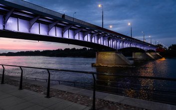 Iluminacja mostu zostanie unowocześniona, ale przejdzie także rewolucję.