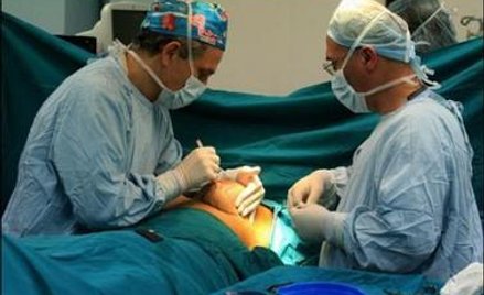 Na loterii można wygrać operację powiększenia biustu