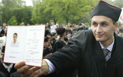 Nowelizacja ustawy o szkolnictwie wyższym pozwoli na śledzenie kariery absolwenta uczelni na podstaw