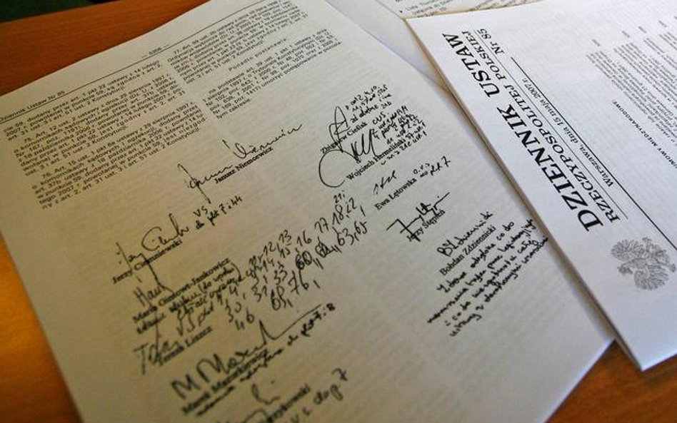 Dbanie o publiczne finanse wytyczy główny kierunek prac legislacyjnych w 2012 r.