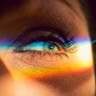 Synestezja sprawia, że niektóre osoby widzą dźwięki jako kolory lub przypisują smaki konkretnym słow