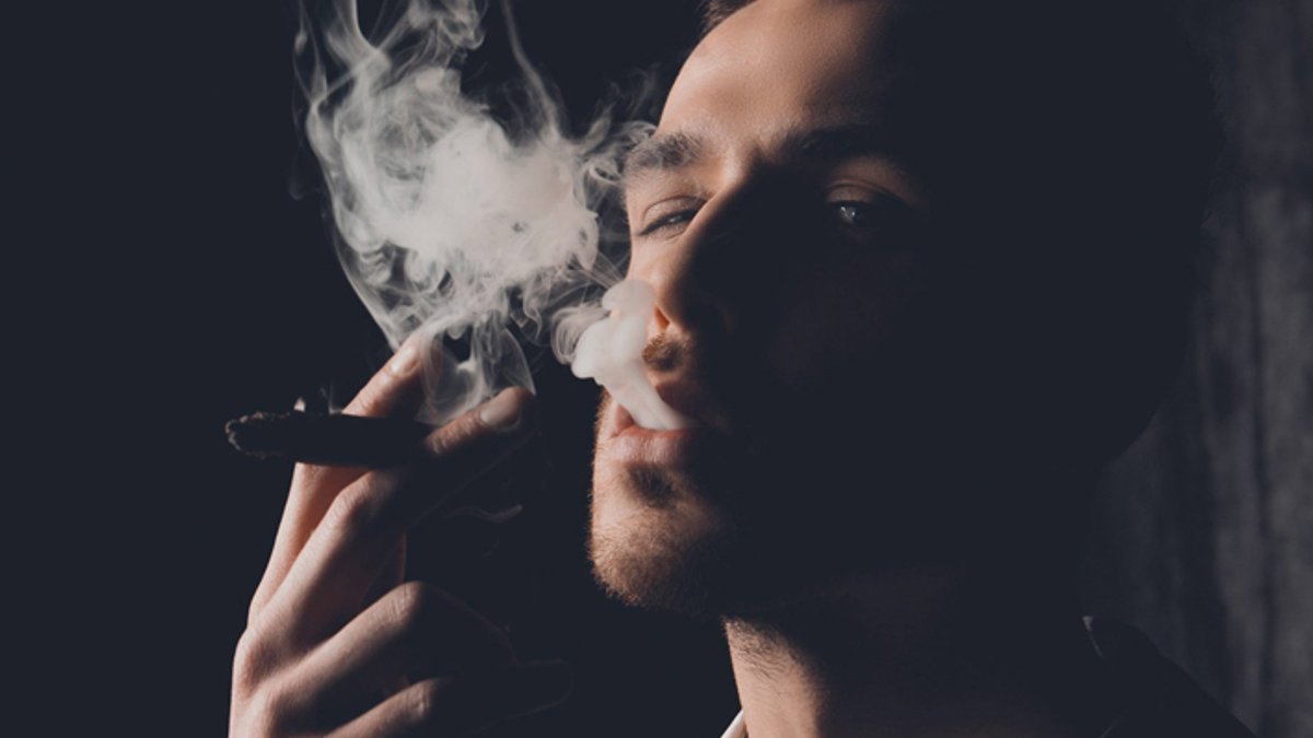 Papierosy dziurawią polski budżet na 92 mld zł rocznie