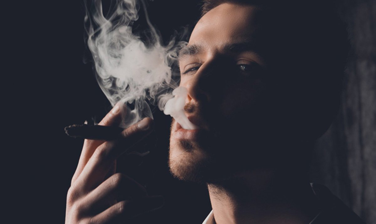 Papierosy dziurawią polski budżet na 92 mld zł rocznie