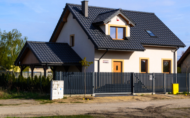 Nie buduj i nie kupuj małych domów z Polskiego Ładu - radzą prawnicy