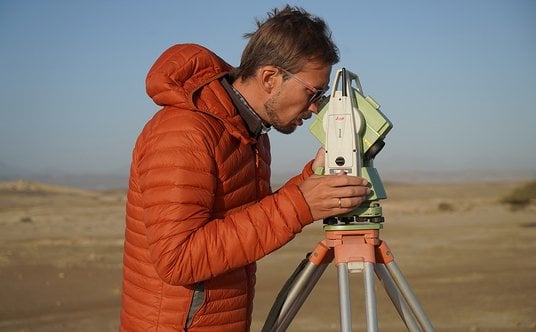 dr hab. Mariusz Gwiazda, archeolog. Jest adiunktem w Zakładzie Studiów nad Kulturą Grecką, Rzymską i