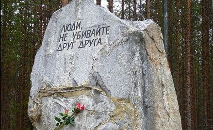 "Chcą zrobić z Sandarmochem to, co zrobili z Katyniem"