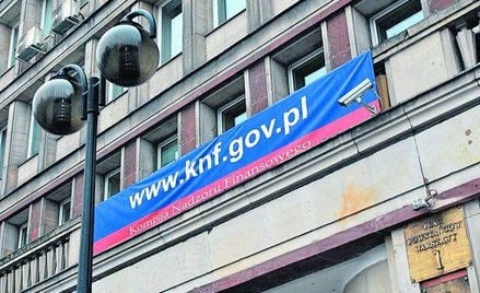 Komisja Nadzoru Finansowego (na zdjęciu siedziba urzędu nadzoru) zwróciła uwagę, że powszechnie stos
