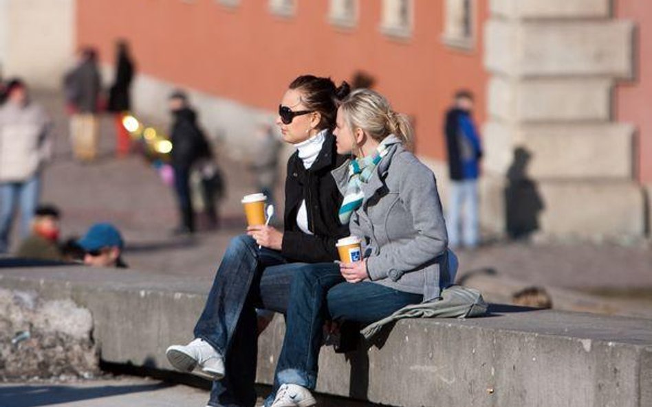 Warszawiacy na spacerze