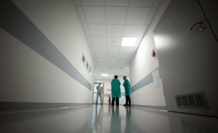 Poznaliśmy dane wskazujące, ilu lekarzy w Polsce zarabia powyżej 100 tysięcy złotych miesięcznie